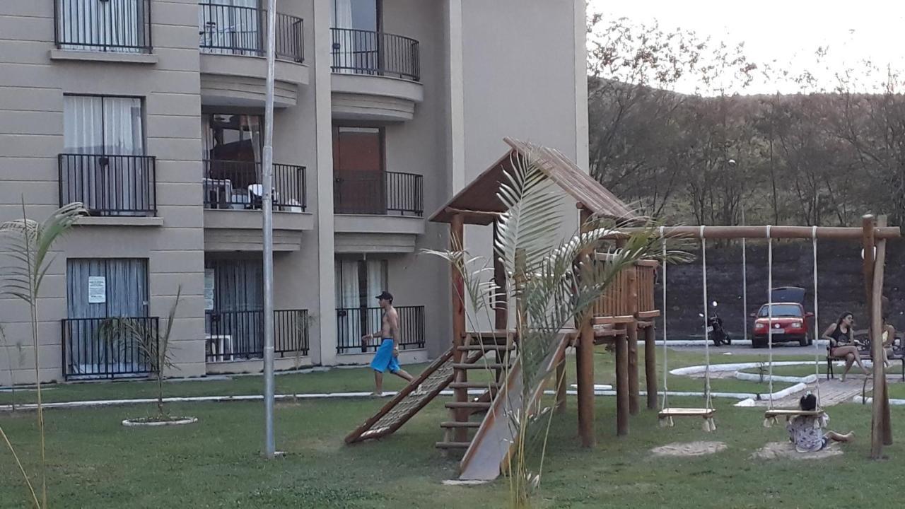 Flat No Aldeia Das Aguas Barra do Pirai Bagian luar foto